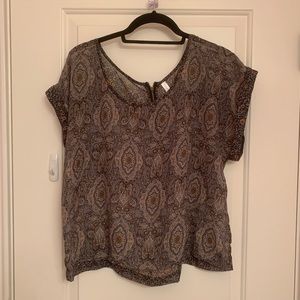 Flowy mixed pattern short sleeve blouse